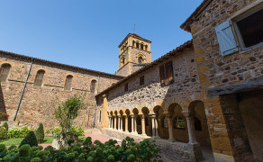 Le prieuré Saint-Martin de Salles - Beaujolais - Salles-Arbuissonnas